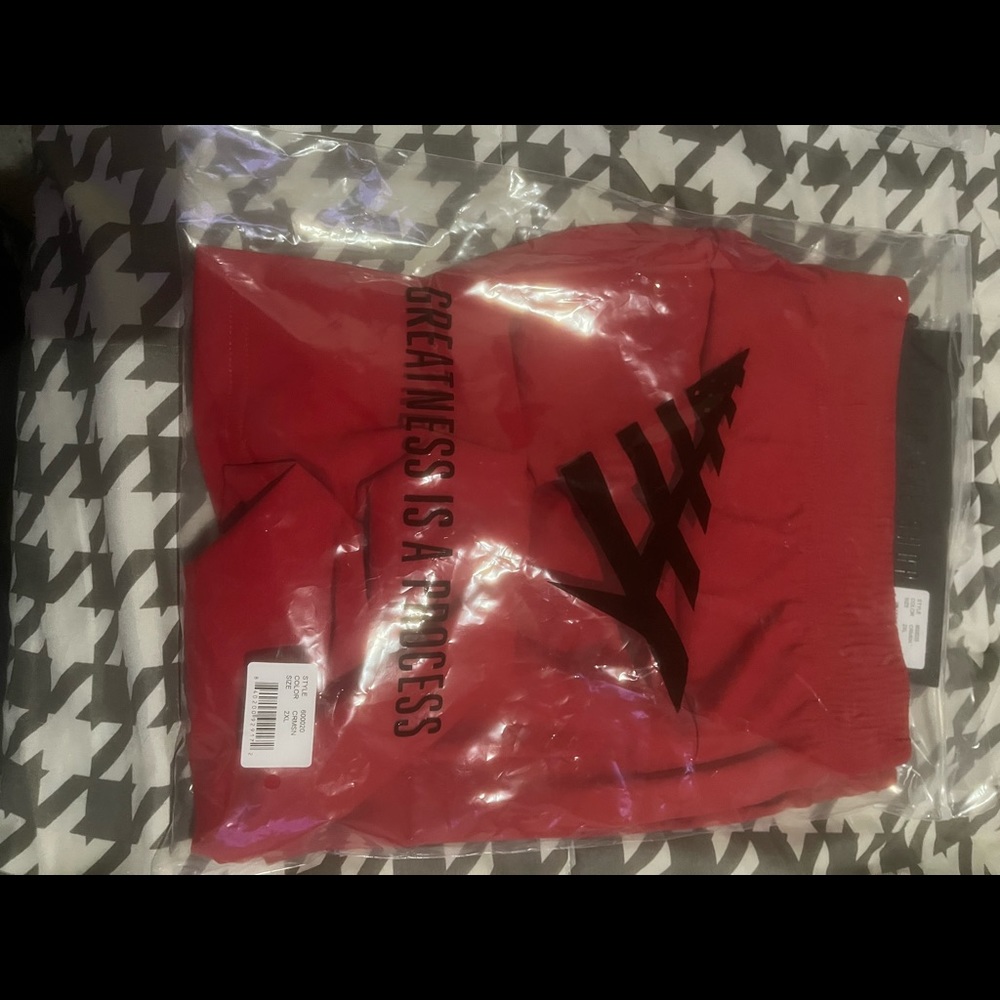 2pair of Paper Plane shorts popular brand black pair and one is a red pair 2XL